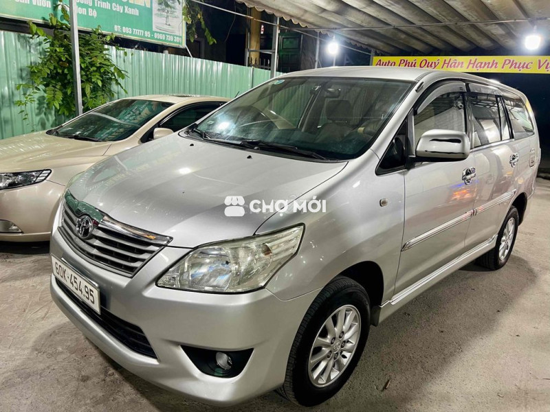 Toyota Innova 2013 E - 180000 km zin bao Lỗi!!!