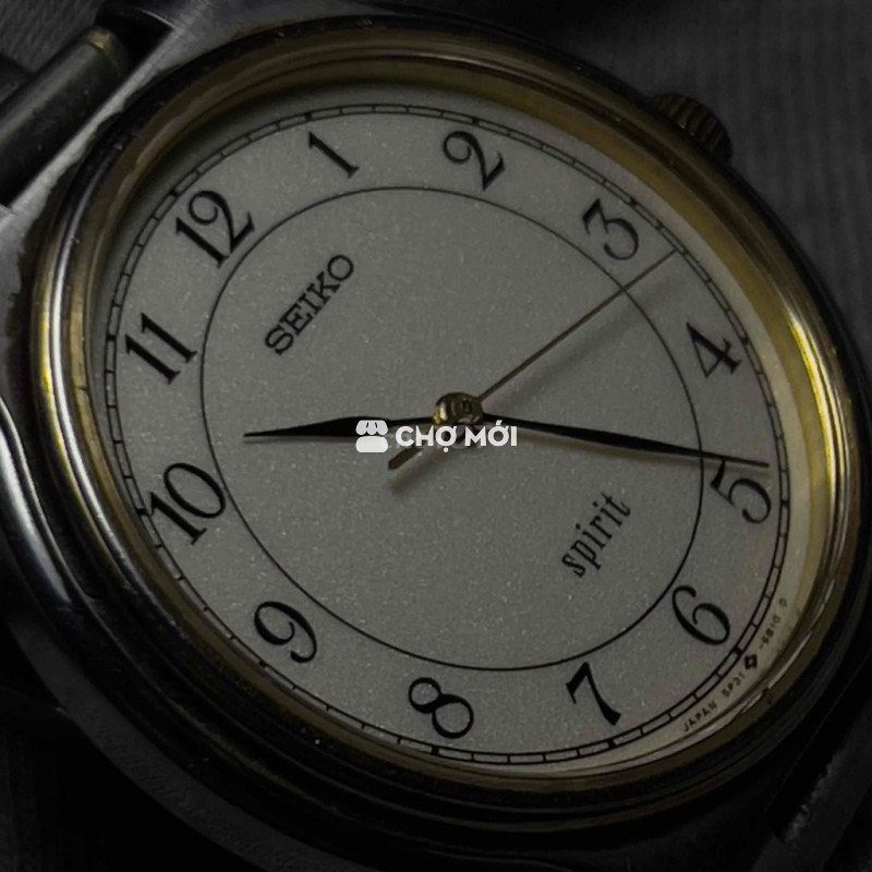 Seiko Spirit dial mặt cát lấp lánh