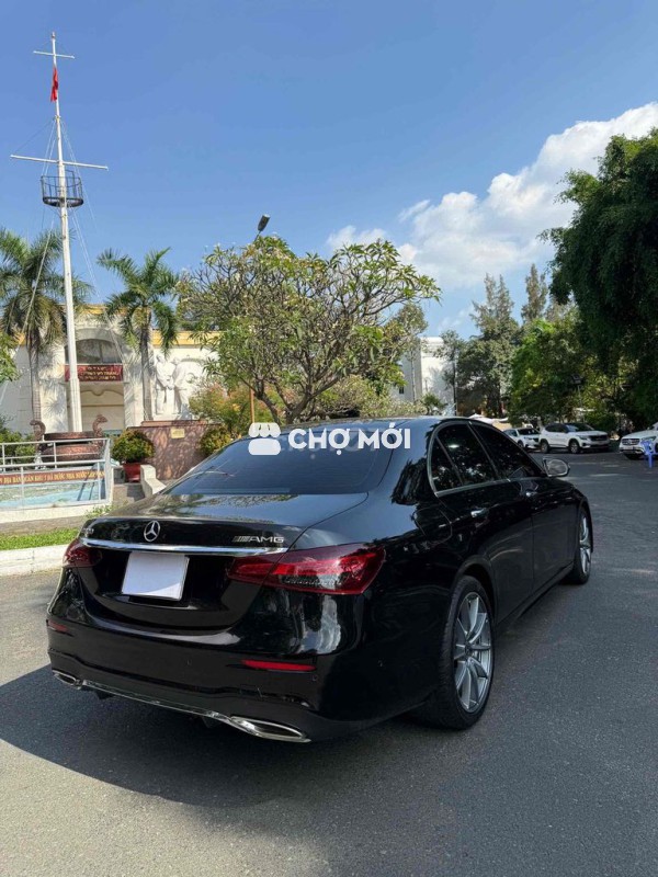 Mercedes Benz E Class 2021 E300 AMG chính chủ bán