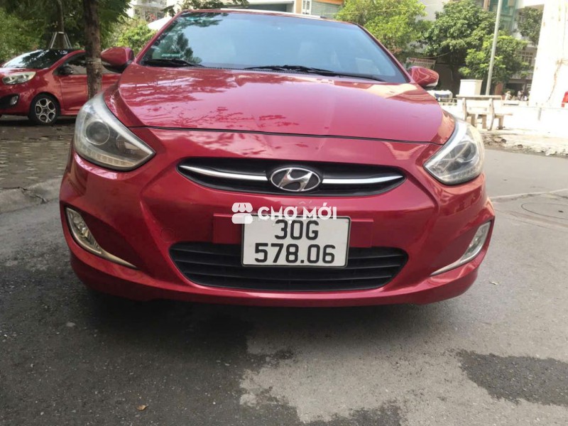 Hyundai Accent 2015 1.4 AT - 80000 km