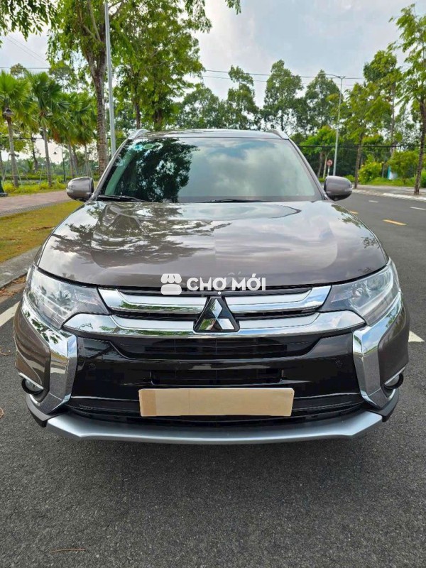 Outlander 2019 2.0 CVT cực sang