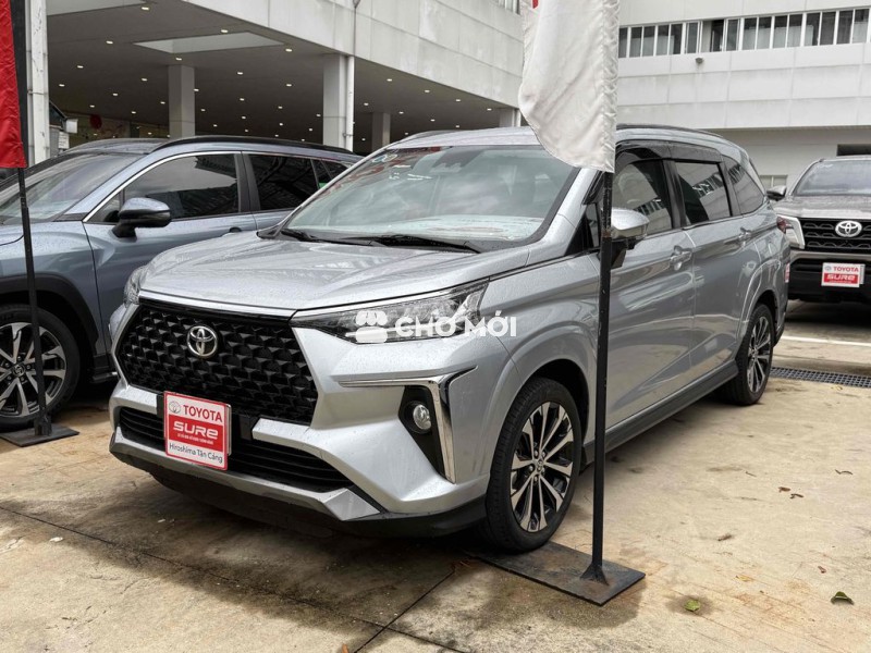 Toyota Veloz Cross 2022 CVT Top - 62900 km