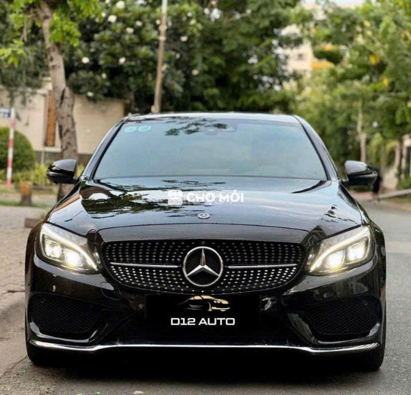 Mercedes Benz C300 AMG Model 2018- 49000 km