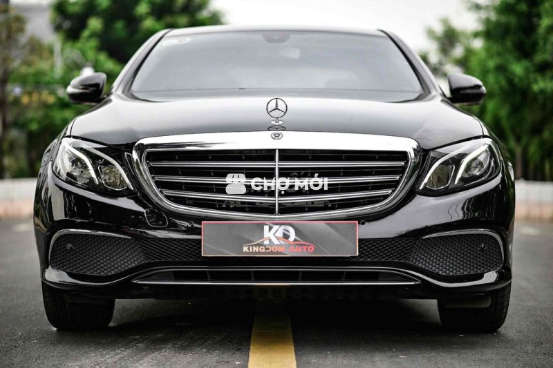 E200 Model 2019 màu đen nội thất cá nhân 1 chủ đep