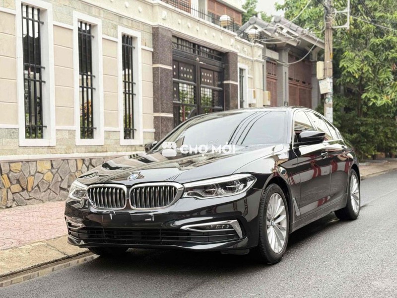 BMW 5 Series 2019 530i Luxury Line - 47000 km