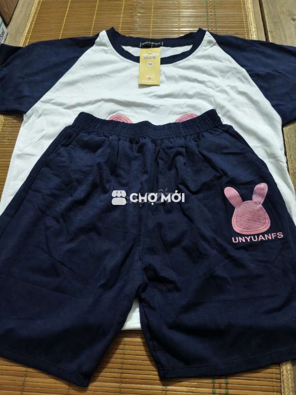 Bộ quần áo nữ mùa hè size 16