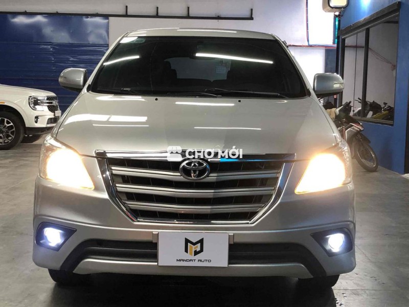 Toyota Innova 2015G - 190 km
