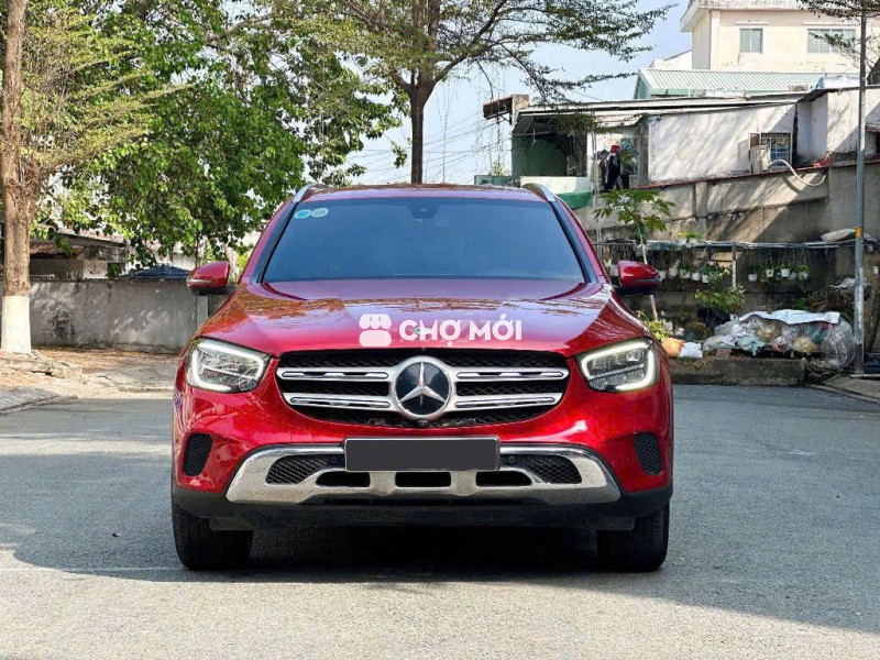 Mercedes GLC200 4Matic 2022 màu đỏ siêu Hot