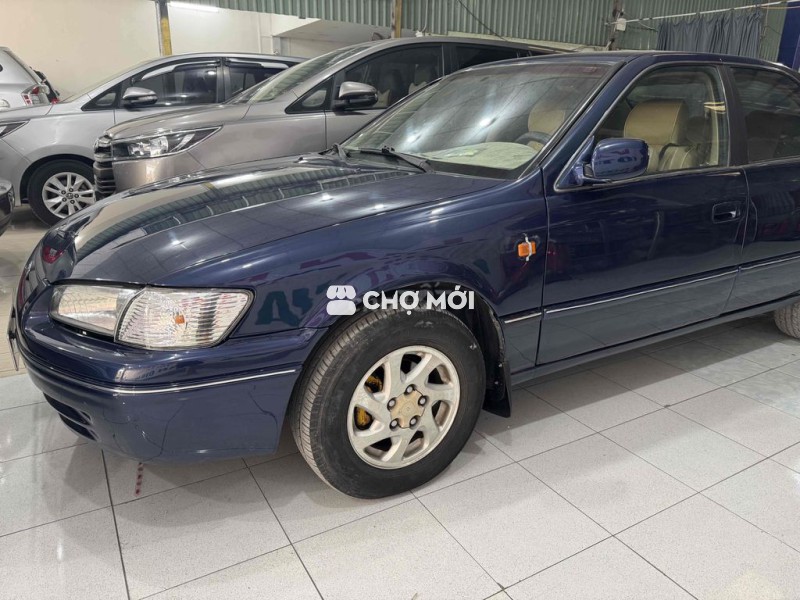 Toyota Camry 1999 - 123456 km