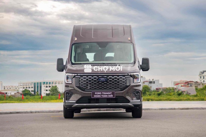 Ford Transit đủ màu, giảm giá mạnh, chỉ với 240tr