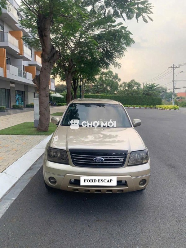 Ford Escape 2004  - Số tự động, 2 cầu mạnh mẽ
