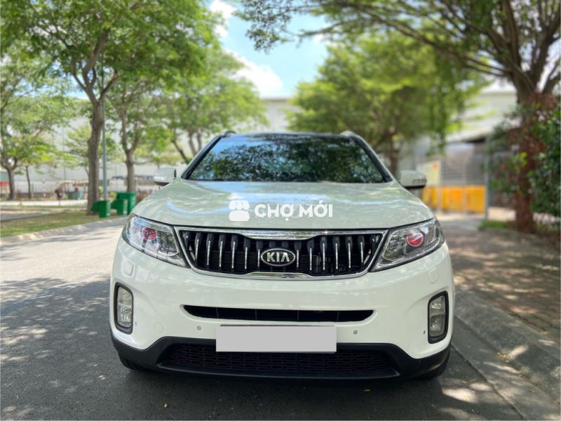 Kia Sorento Trắng 2.2 DATH full dầu Sản xuất: 2018
