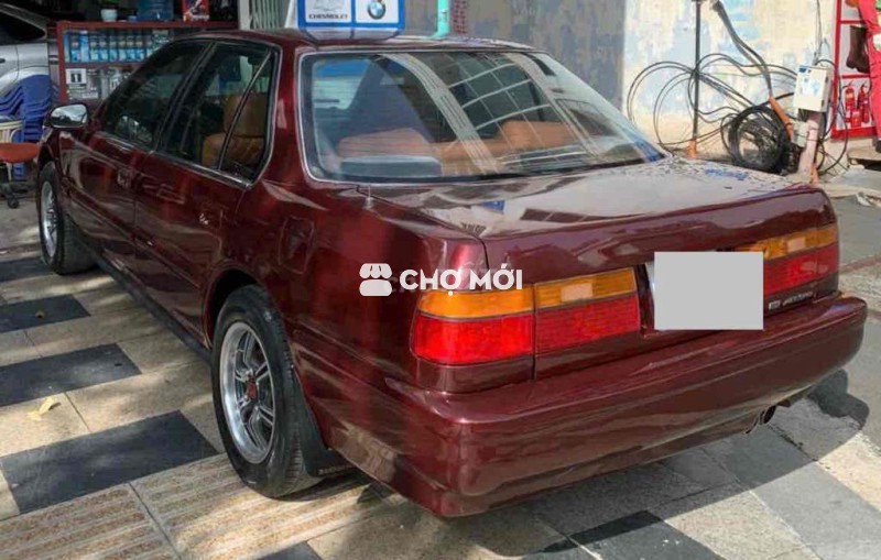 Honda Accord 1992 2.2 MT - 12345 km