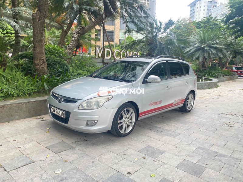 Hyundai i30 2009 1.6 AT - 20 km