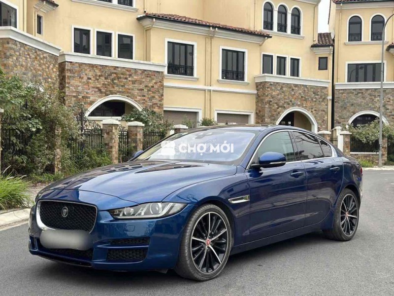 Jaguar XE 2015 Portfolio - 80000 km