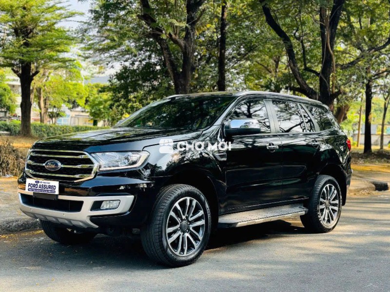 Ford Everest 2018 Titanium 1 Cầu - Chính Hãng