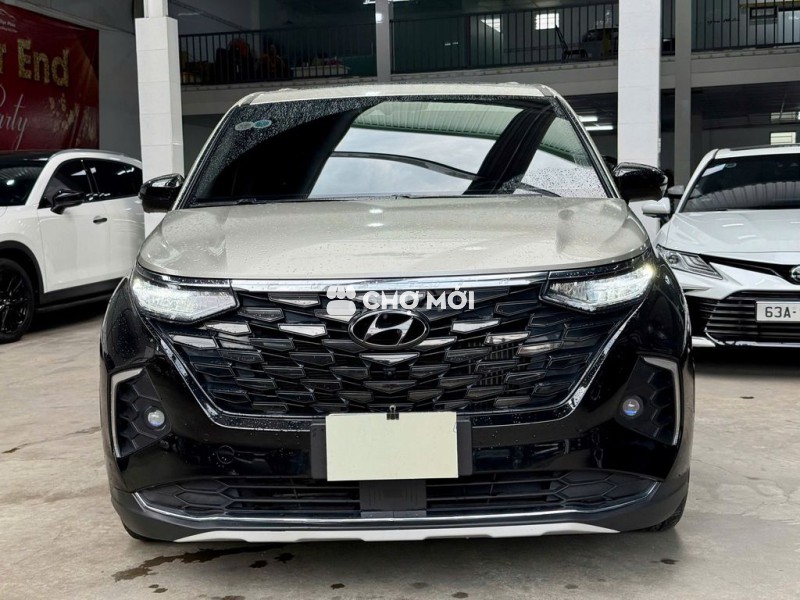 Hyundai Custin 2023 Cao Cấp 2.0T - 48000 km