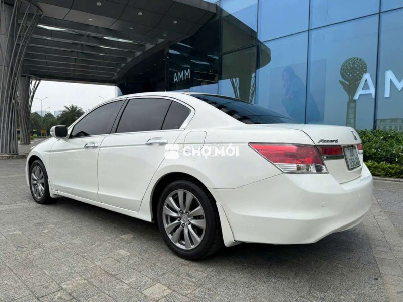 Honda Accord 2011 2.4 AT