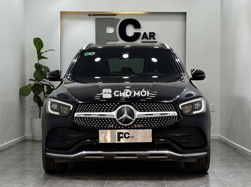 Mercedes Benz GLC 300 4MATIC Model 2020