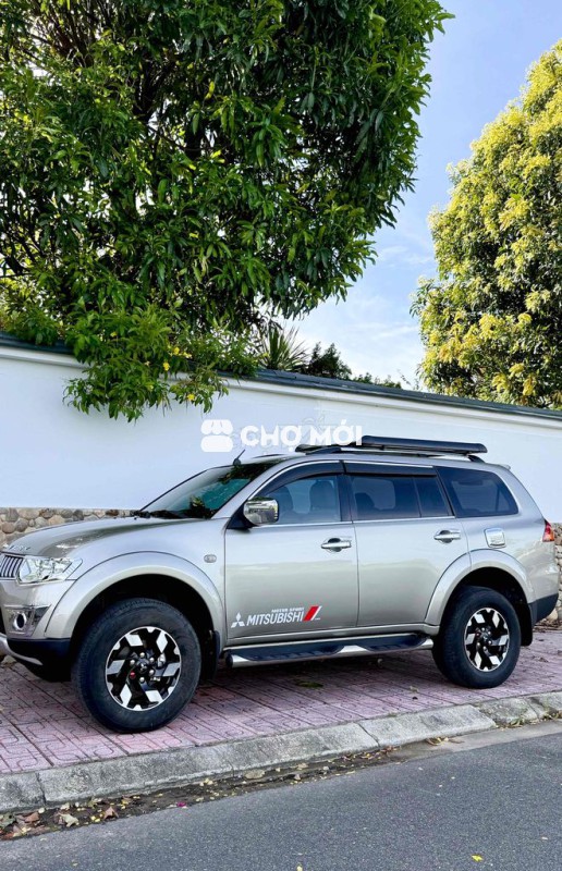 Mitsubishi Pajero Sport,Máy dầu, Xe gia đình mình