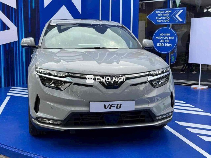 150TR NHẬN XE VINFATS VF8 LUX PLUS HOẢ LONG!