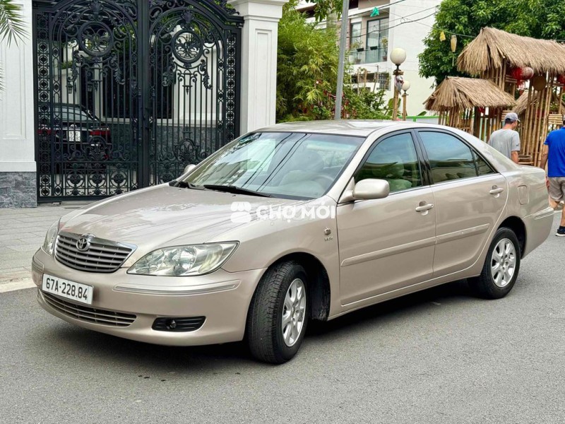 Toyota Camry 2003 2.4G 2003 full nội thất nỉ zin
