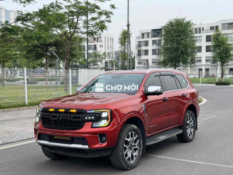 Everest 2022 Titanium 2.0L 4x2 AT đẹp xuất sắc