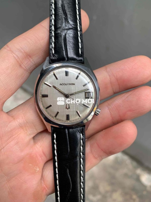 BULOVA ACCUTRON kim trôi siêu mượt cổ 1969