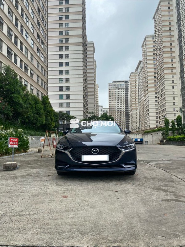 Mazda 3 2023 1.5L Luxury - 11000 km