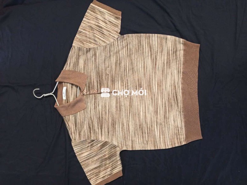 Polo hiệu Balenciaga