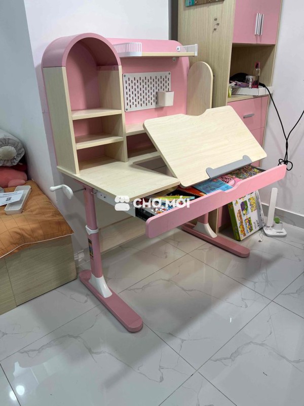 Bộ bàn ghế học sinh 60x1m hồng trắng - new 95%