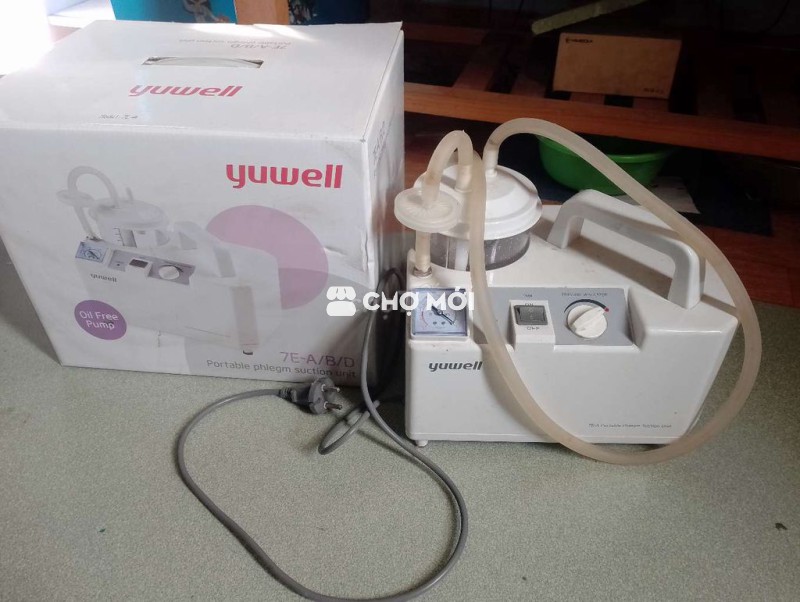 Máy hút mũi cầm tay Yuwell