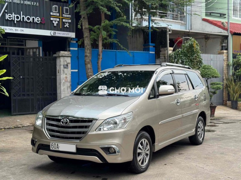 Toyota Innova 2016 2.0E - 195000 km