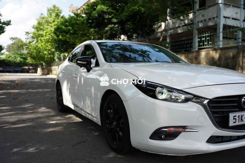 Mazda 3 1.5 AT Sedan - odo 8v9, biển Sg đẹp keng ạ