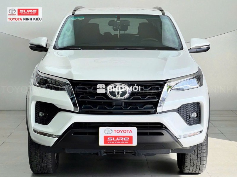 Toyota Fortuner 2022 2.4 AT - 60.000 km