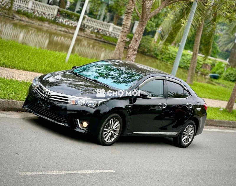 Toyota Corolla Altis 2015 1.8G CVT - 90000 km