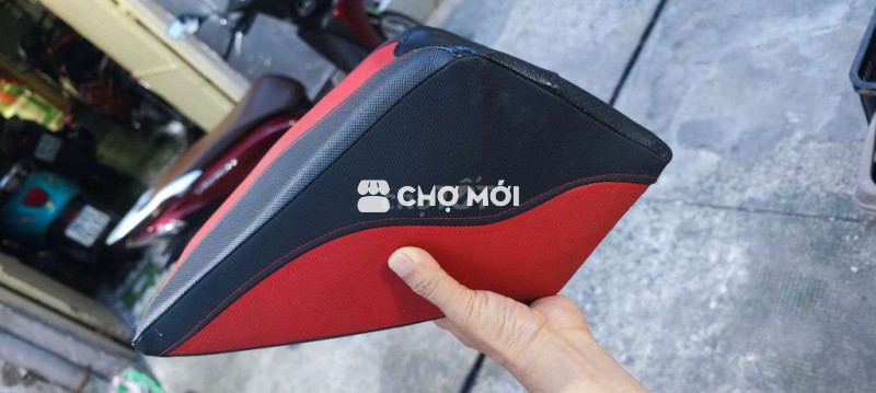 Yên êm cho bé ngồi xe máy