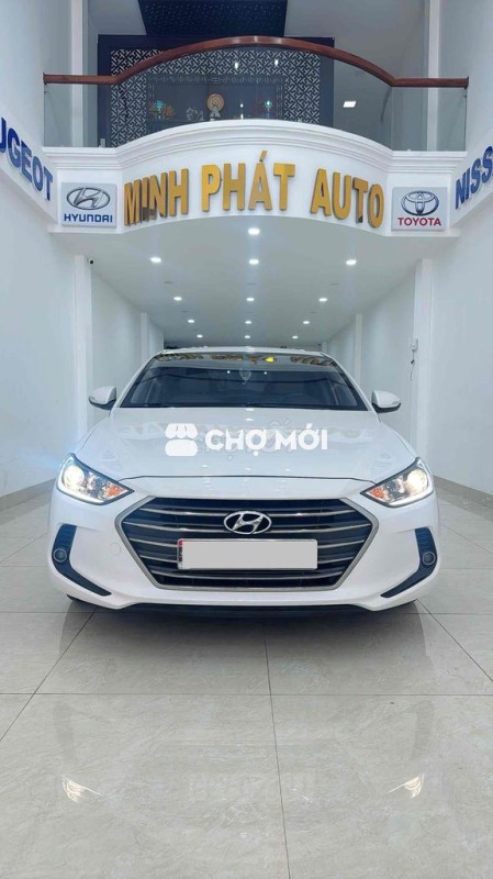 Hyundai Elantra 2017 1.6 MT - 80000 km