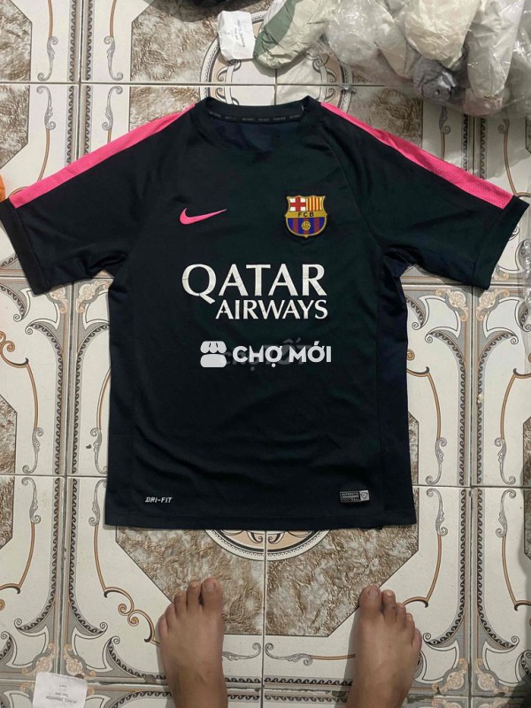 áo bà xã đá banh