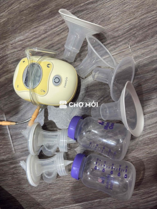 thanh lý máy hút sữa Medela, ủ bình sữa Moaz
