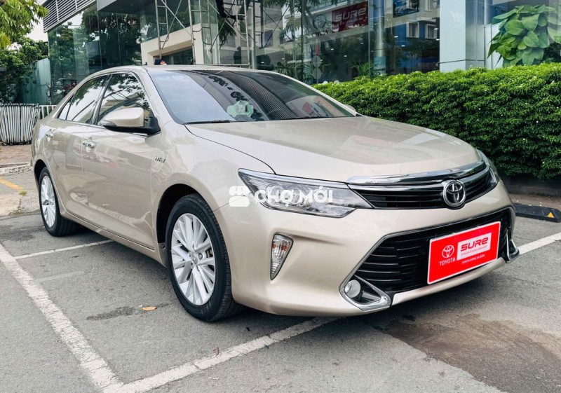 Toyota Camry 2.0E 2018 Đi 83.000km Giá Còn Giảm