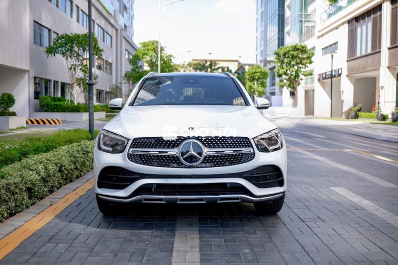 GLC300 4Matic 2022 - 8.000 km - Cty xuất hóa đơn