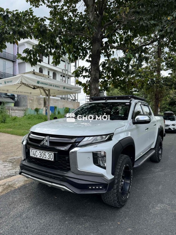 Cần bán Triton 2020 4x4 AT MIVEC Premium 65.000km