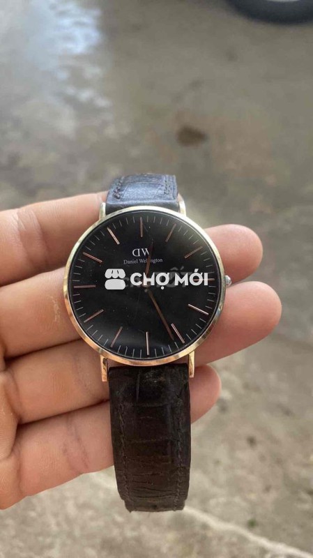 đồng hồ DW nam còn mới
