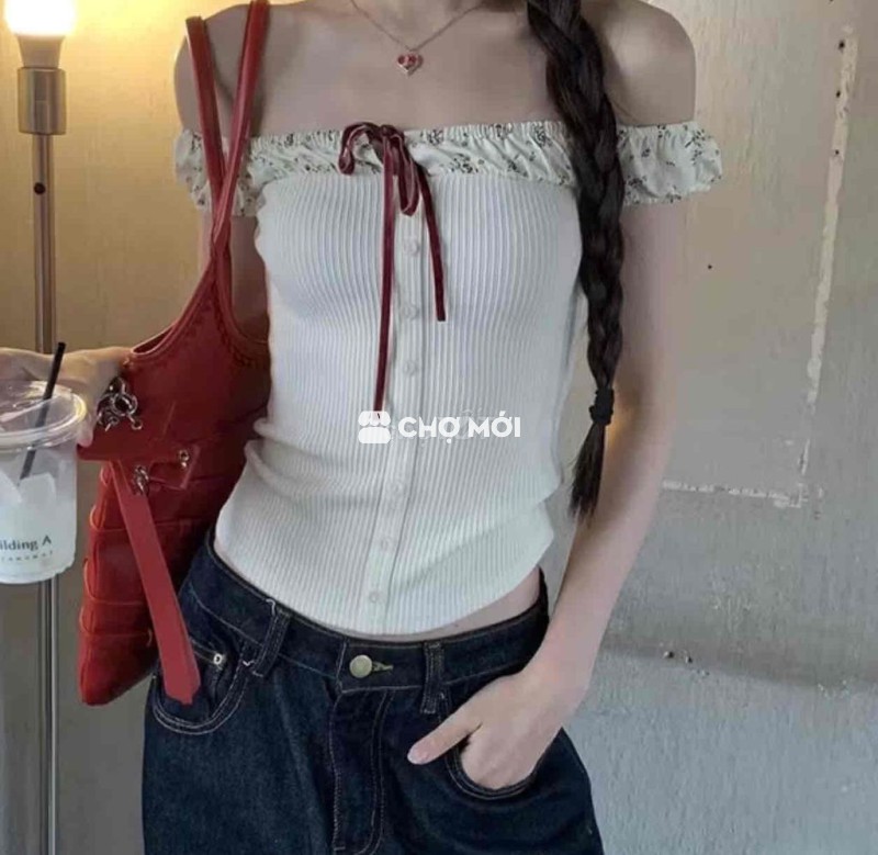 Áo trễ vai phối nơ PUPU phong cách Y2K