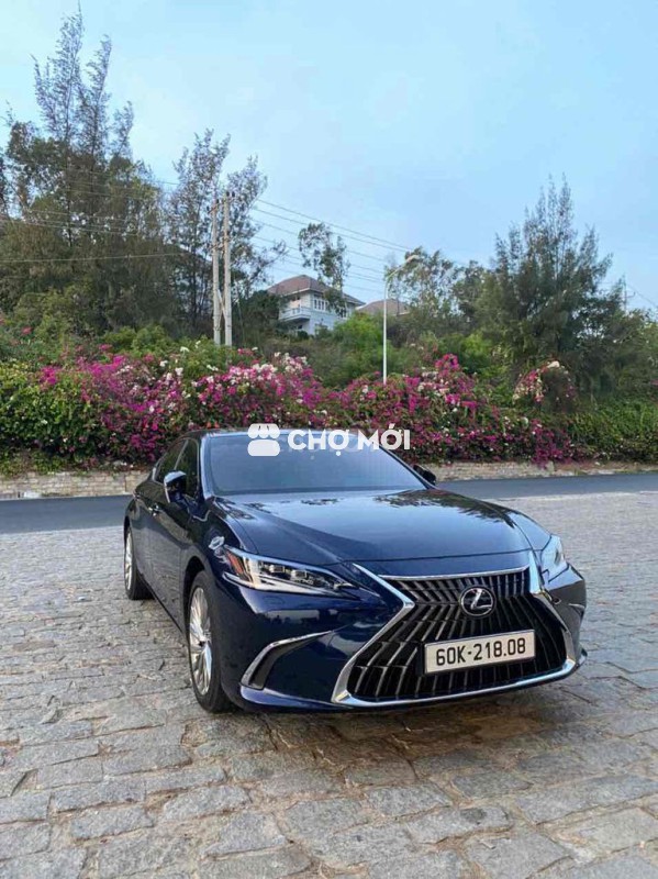 Lexus Es250 2022 - 23000 km