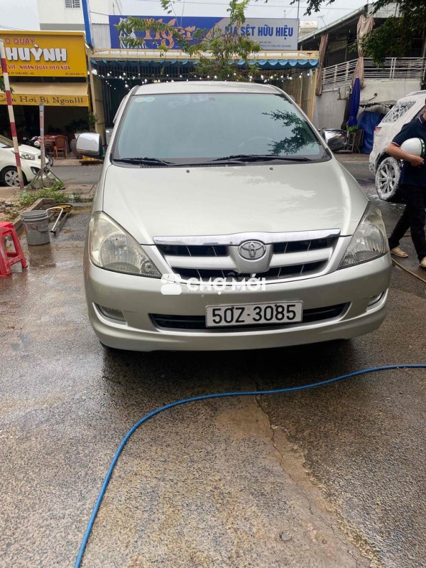 Toyota Innova 2007 G - 124000 km