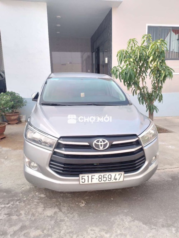 Toyota Innova 2017 2.0G - 79000 km