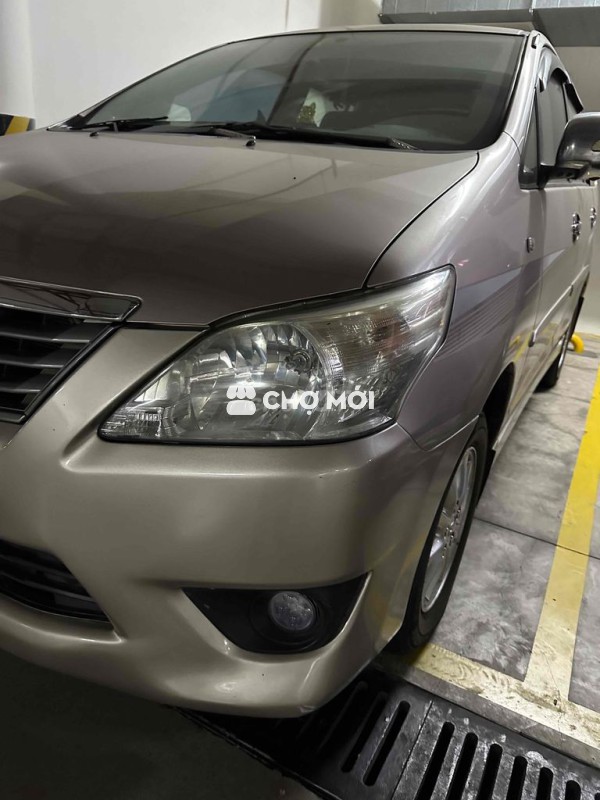 Toyota Innova 2013 E - 150000 km