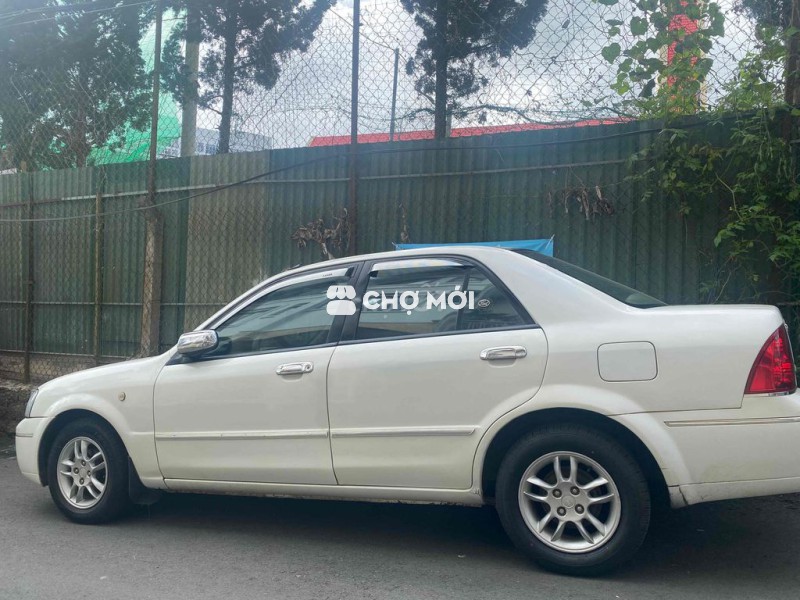 Ford Laser 2004 Lxi 1.6 MT - 150000 km